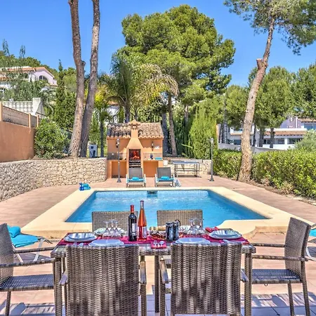 ヴィラ Cambra By *